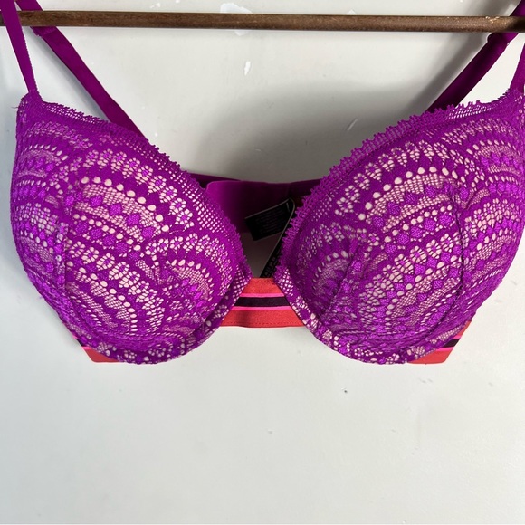 Victorias Secret Very Sexy Lightly Lined Plunge Bra Fuchsia Purple Lace 34DD - Picture 3 of 6